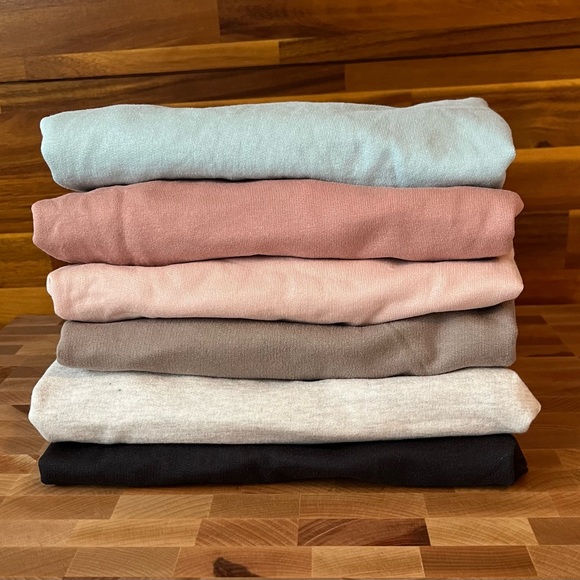 Custom embroidered sweaters - Picture 7 of 7